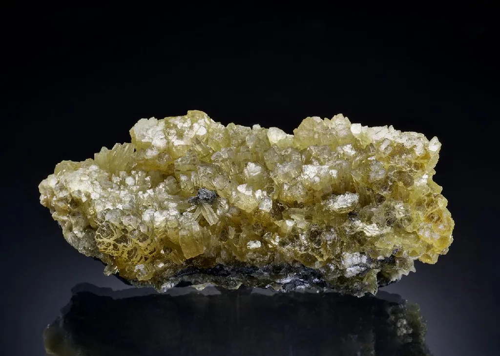 Brucite image