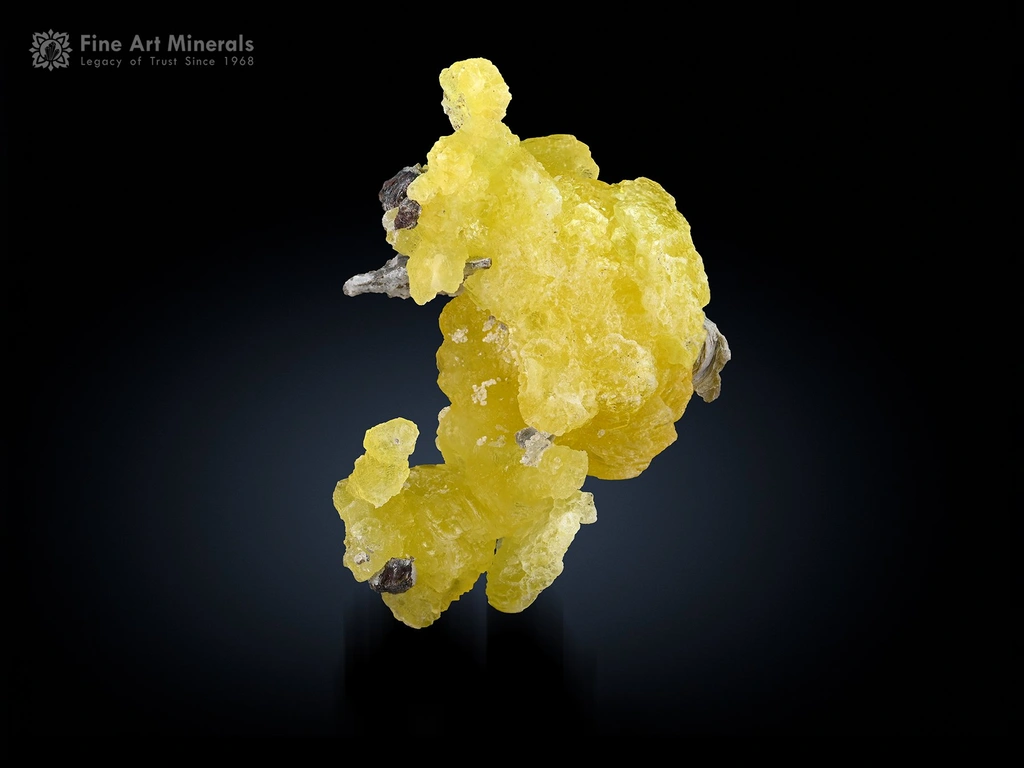 Brucite from Killa Saifullah, Balochistan, Pakistan image