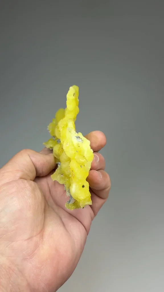 Brucite from Killa Saifullah, Balochistan, Pakistan - image 2