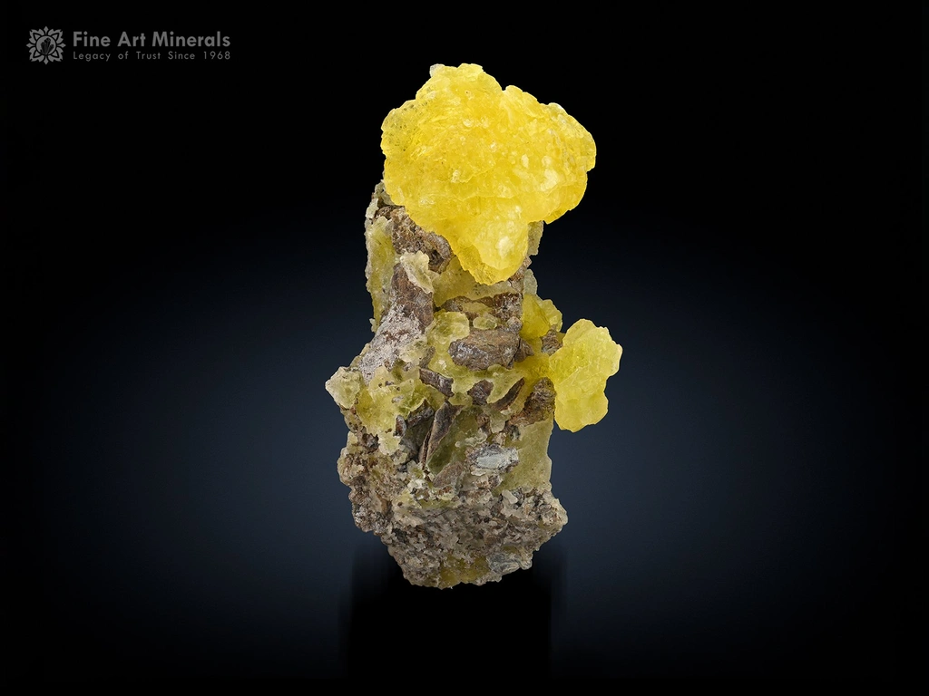 Brucite from Killa Saifullah, Balochistan, Pakistan - image 4