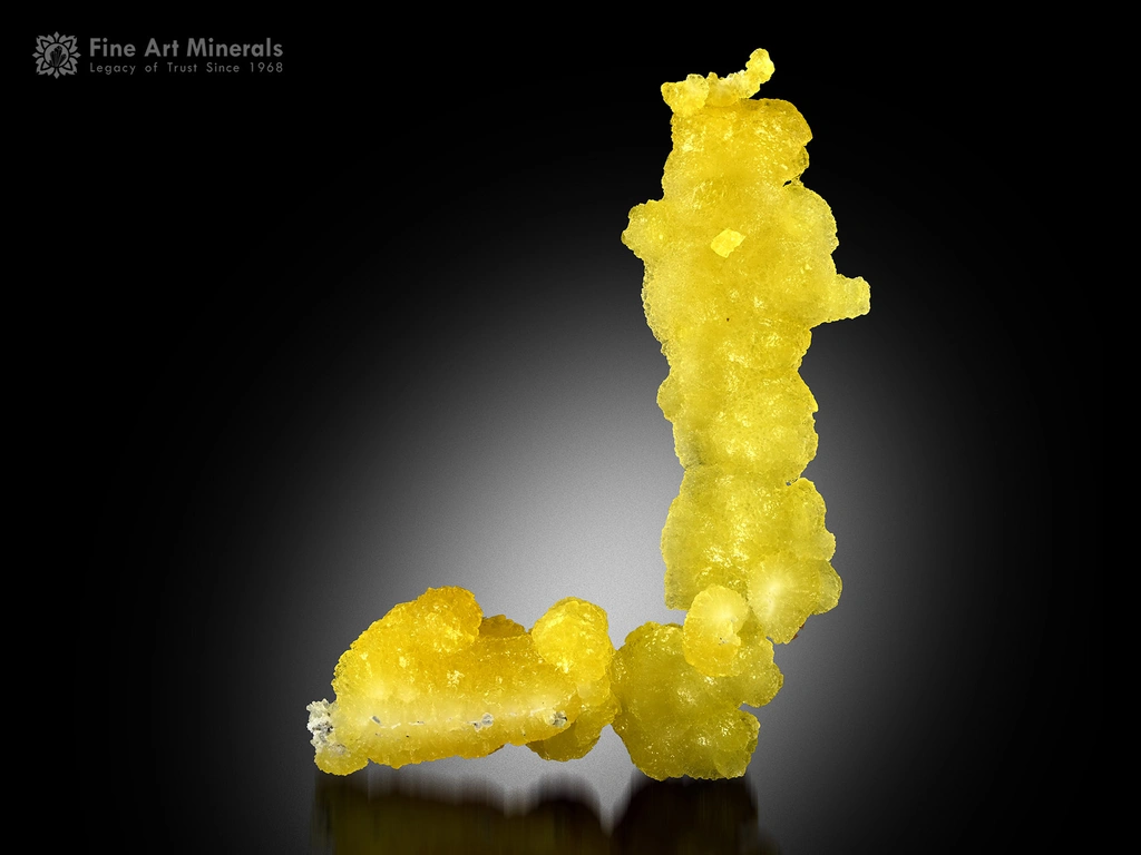 Brucite from Killa Saifullah, Balochistan, Pakistan image