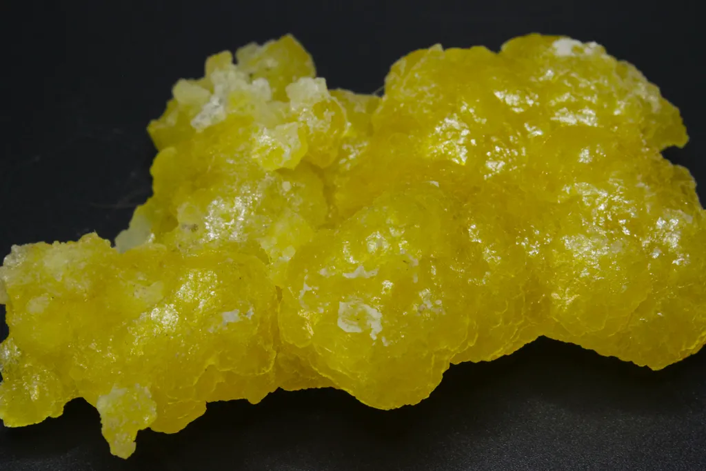 Brucite from Pakistan image