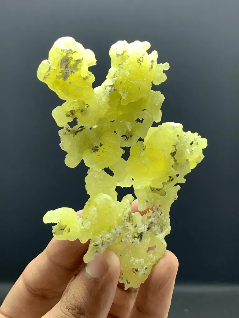 Brucite from Pakistan - image 3