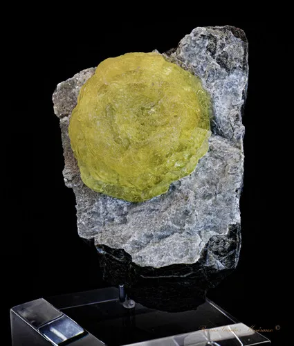 Brucite on Chromite - image 2