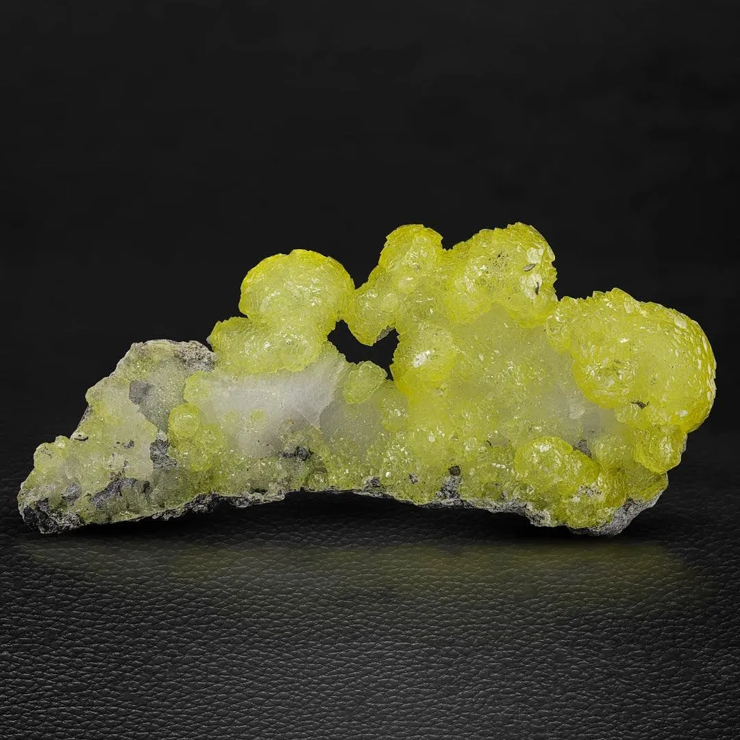 Brucite on Chromite - image 2