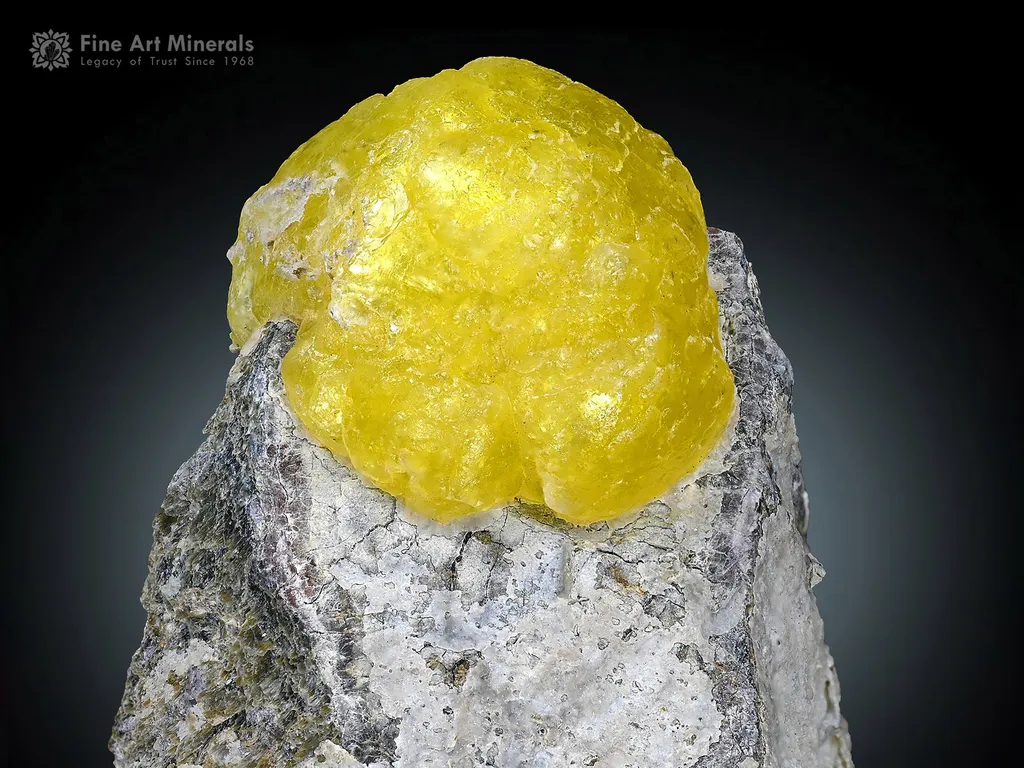 Brucite on Chromite from Baluchistan Pakistan - image 3