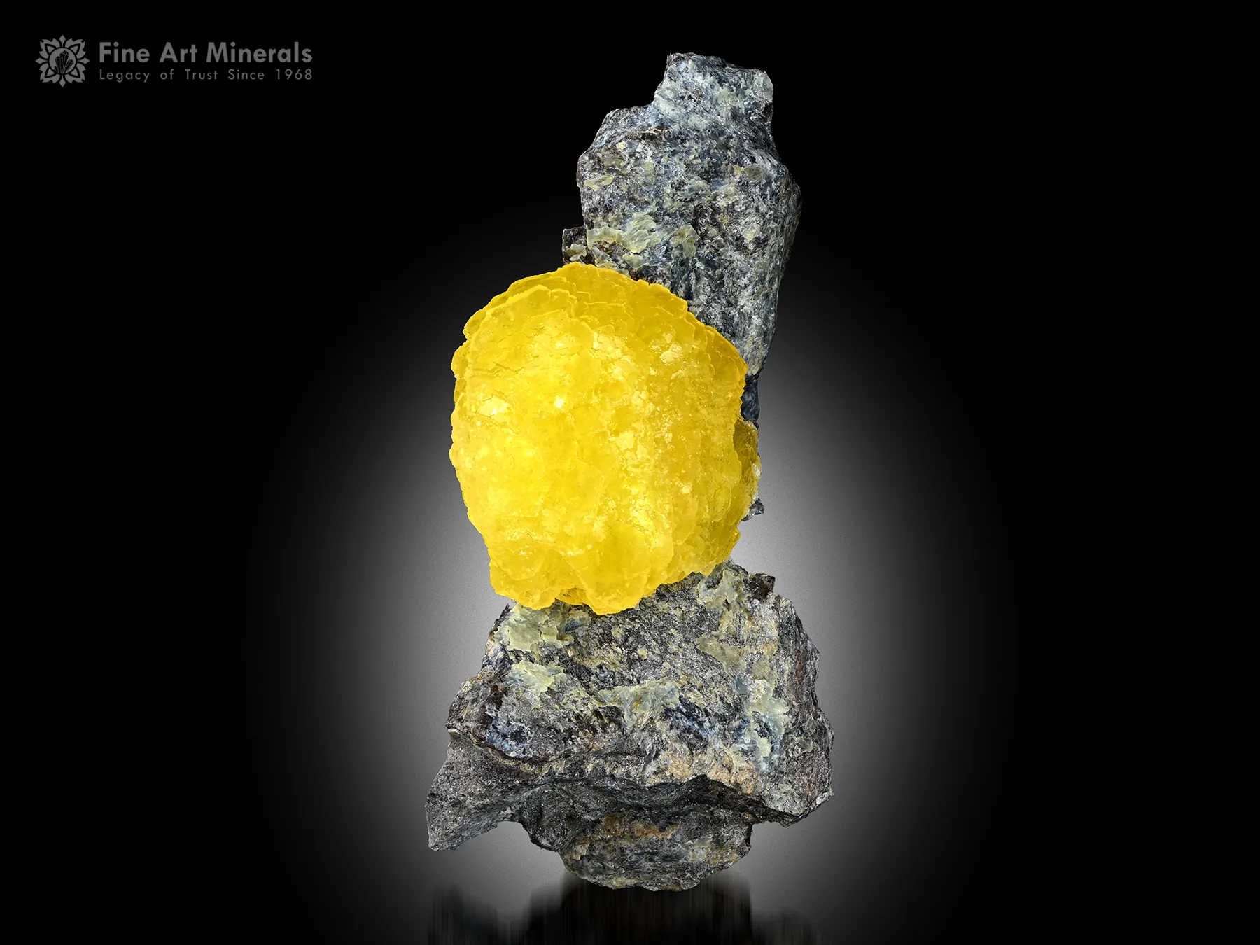 Brucite on Matrix from Pakistan - image 1
