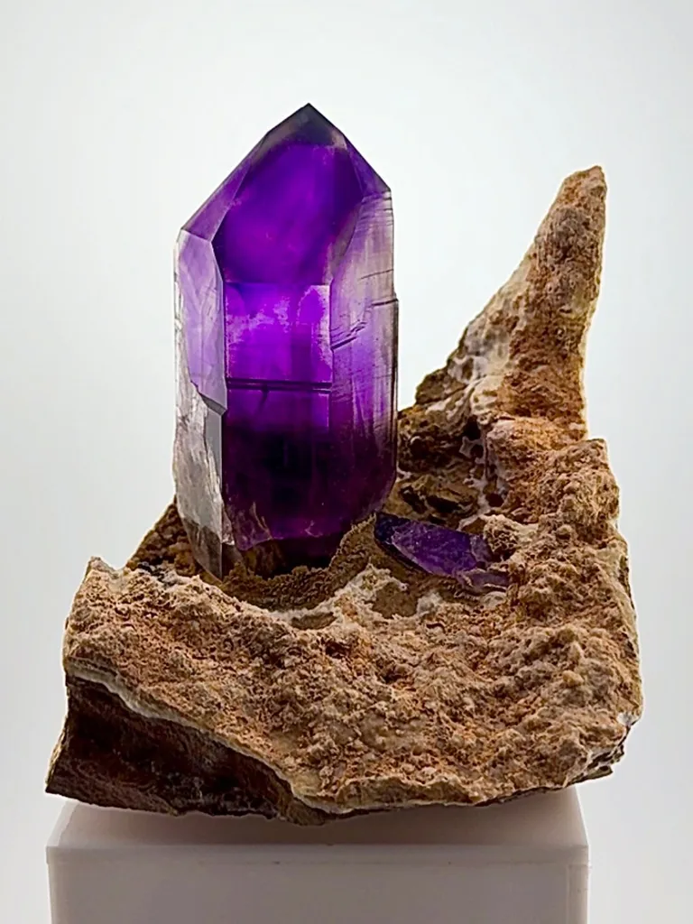 BUKS CLAIM Amethyst ON MATRIX — ABSOLUTE COLLECTOR BEAUTY image