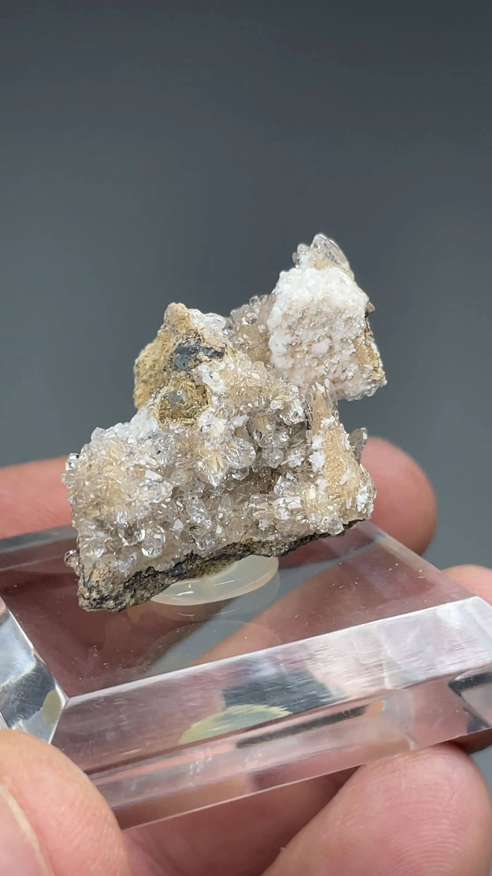 Bultfonteinite with Hydroxylapophyllite, Calcite - image 2