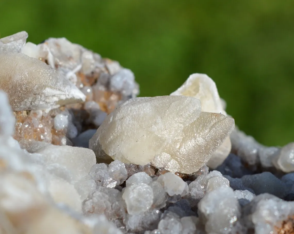 Calcite 1030 grams - Allenc, Mende, Lozère, Occitanie, France - image 8