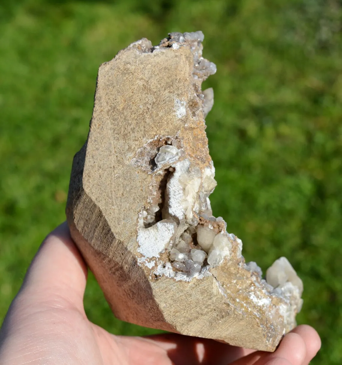 Calcite 1030 grams - Allenc, Mende, Lozère, Occitanie, France - image 9