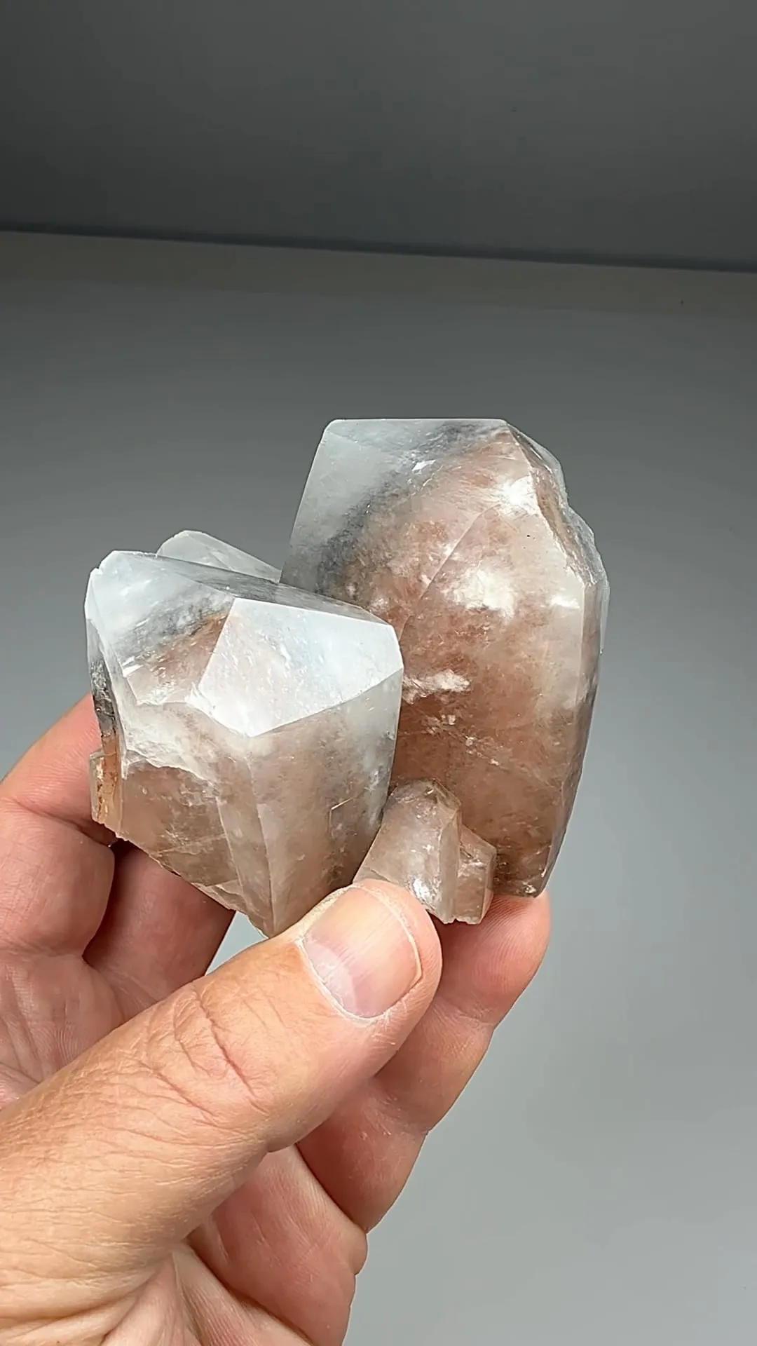 Calcite (1111) - image 2