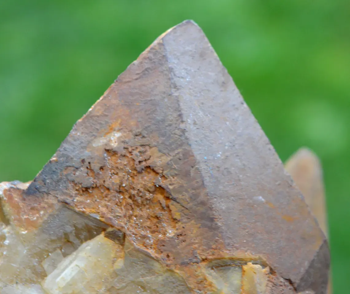 Calcite 1150 grams - Solvay quarry, Couillet, Charleroi, Hainaut, Wallonia, Belgium - image 5