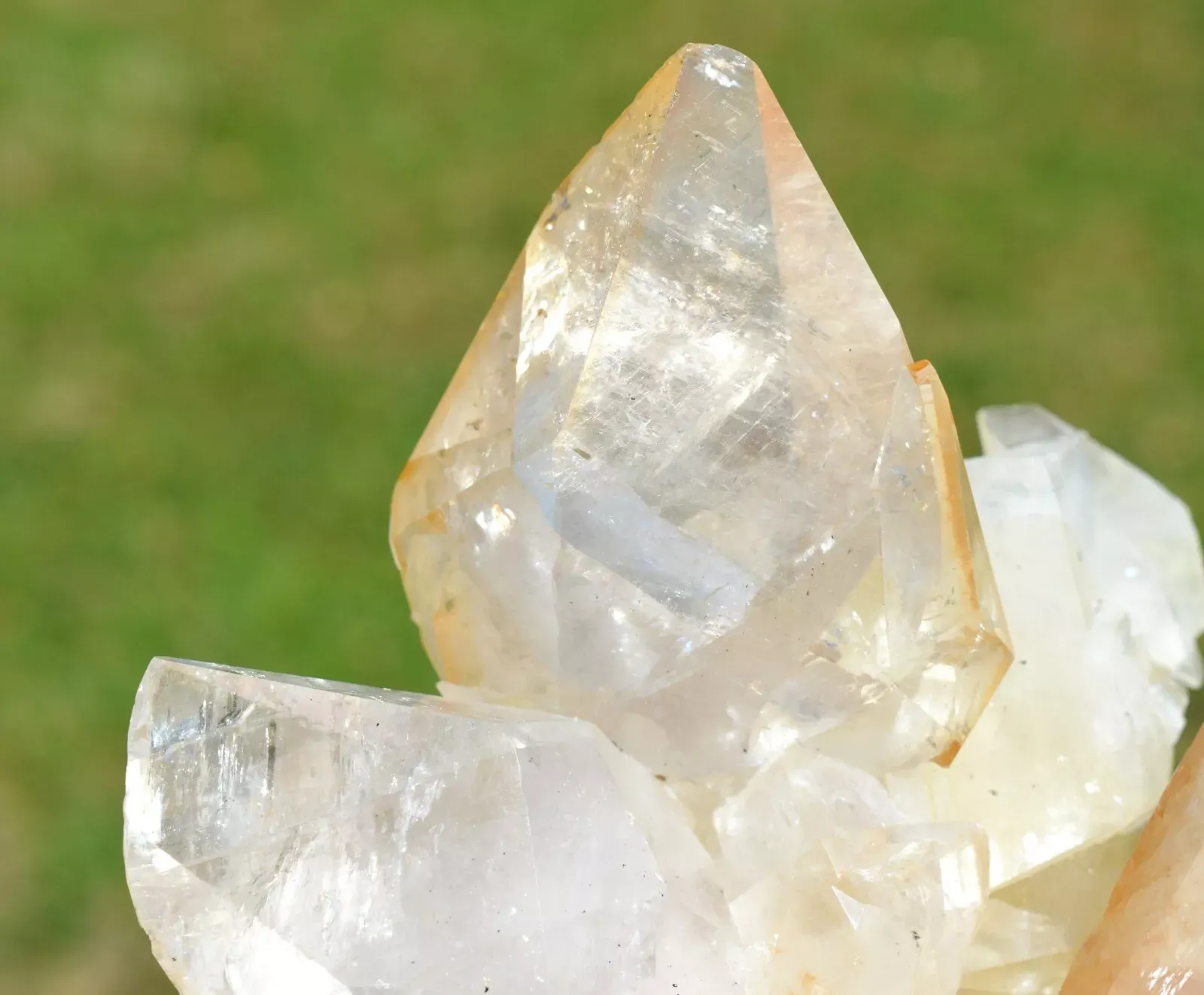 Calcite 1175 grams - Elmwood Mine, Carthage, Smith County, Tennessee, USA - image 5