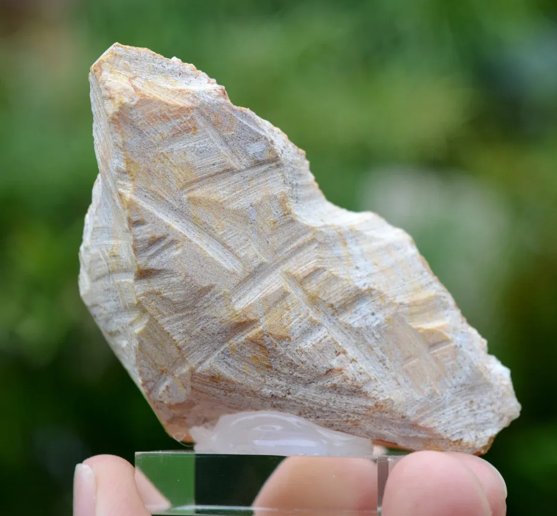 Calcite 140 grams - Daye Co., Huangshi, Hubei, China - image 5