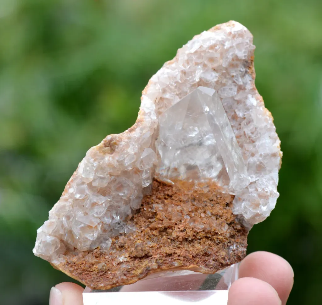 Calcite 140 grams - Daye Co., Huangshi, Hubei, China image