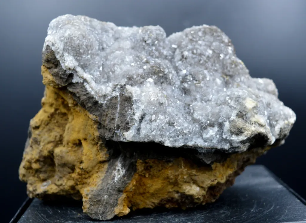 Calcite - 1458 grams - La Lesse quarry, Resteigne, Tellin, Luxembourg, Wallonia, Belgium - image 3