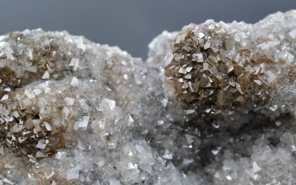 Calcite - 1458 grams - La Lesse quarry, Resteigne, Tellin, Luxembourg, Wallonia, Belgium - image 2