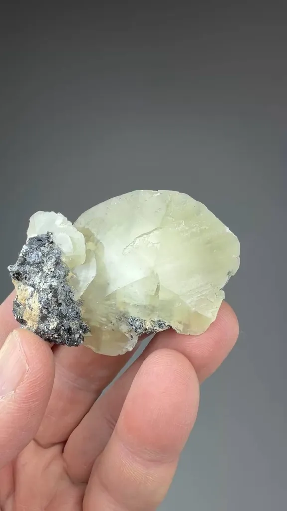 Calcite - image 2
