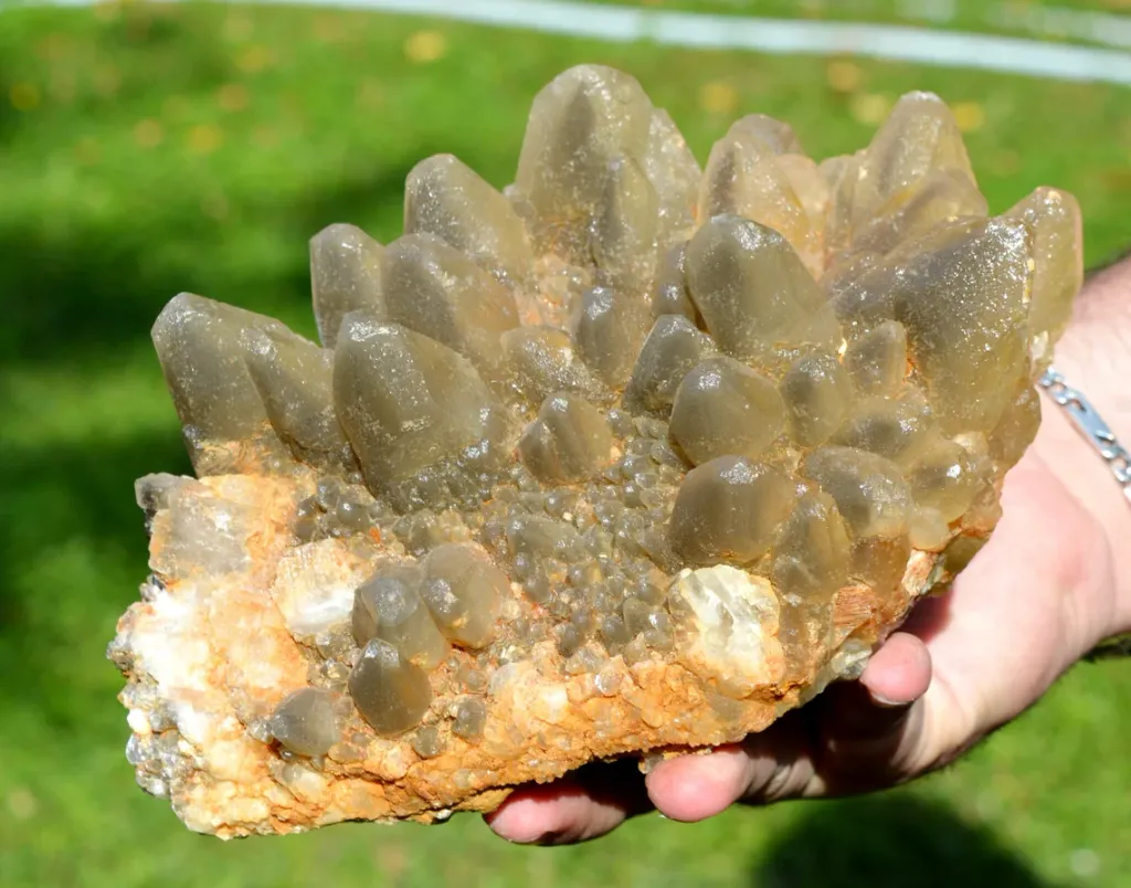 Calcite 3830 grams - Durlinsdorf, Altkirch district, Haut-Rhin, Grand Est, France image