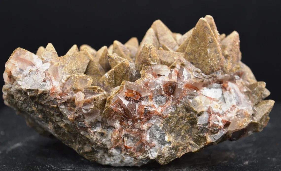 Calcite - 413 grams - Santa Eulalia District, Chihuahua, Mexico - image 4