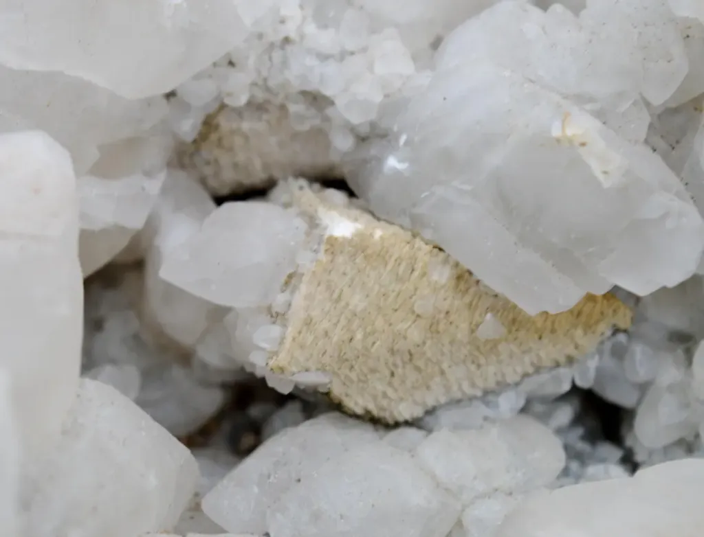Calcite 4150 grams - Allenc, Mende, Lozère, Occitanie, France - image 6