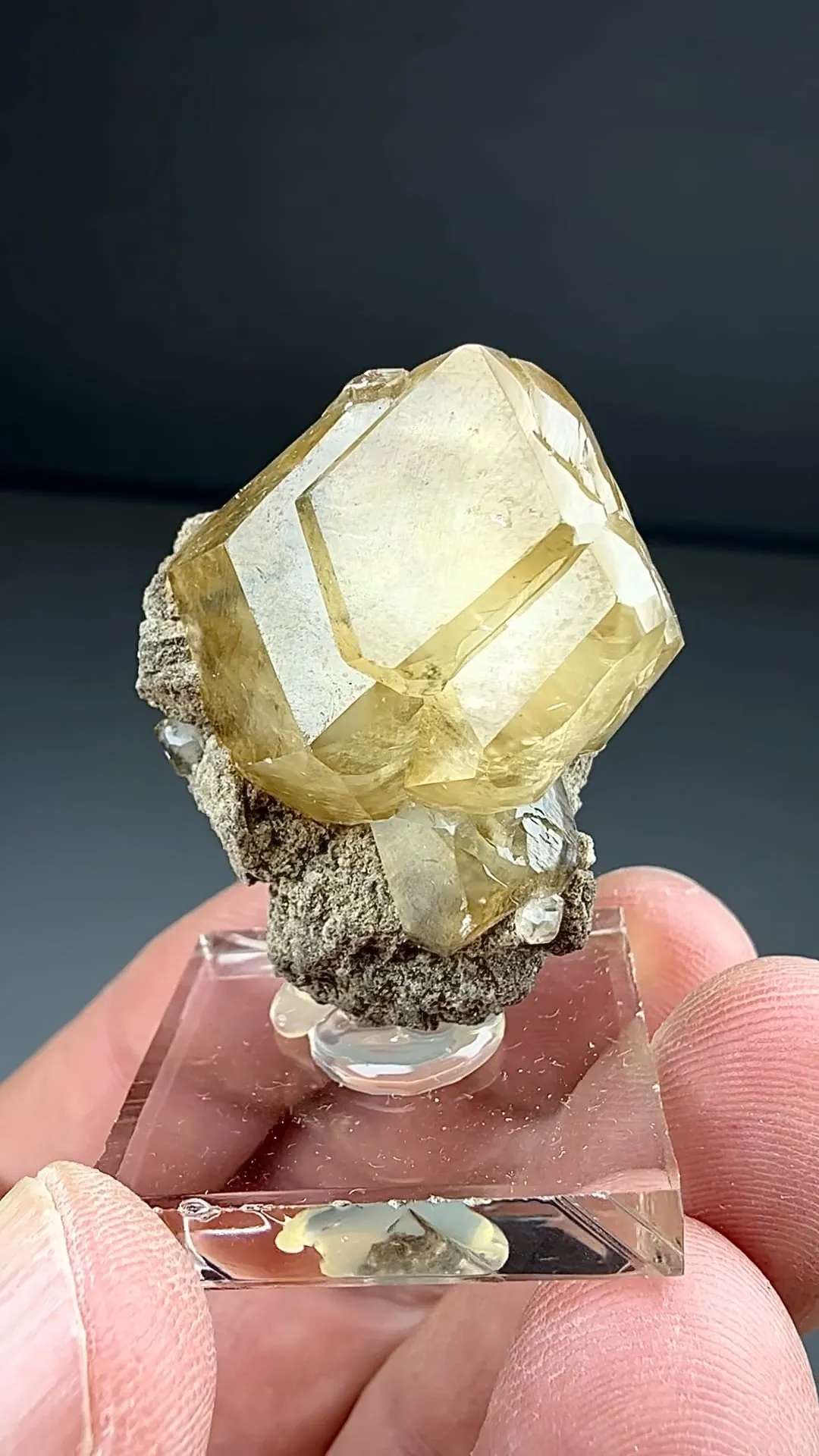 Calcite (840) - image 2