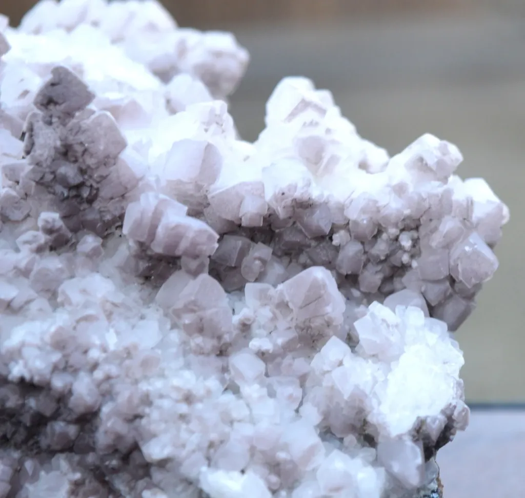 Calcite 967 grams - Leiping Mine, Leiping, Guiyang Co., Chenzhou, Hunan, China - image 5
