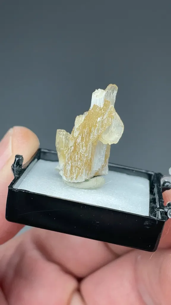Calcite after Ulexite - image 2