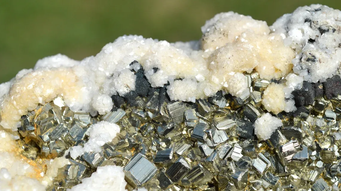 Calcite and Pyrite 3280 grams - Cavnic Mine, Cavnic, Maramureș County, Romania - image 5