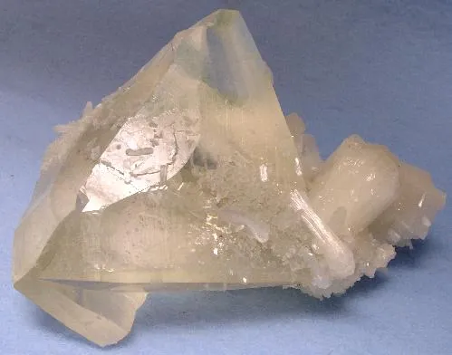 Calcite, Apophyllite-(Kf), Stilbite-Ca - image 2