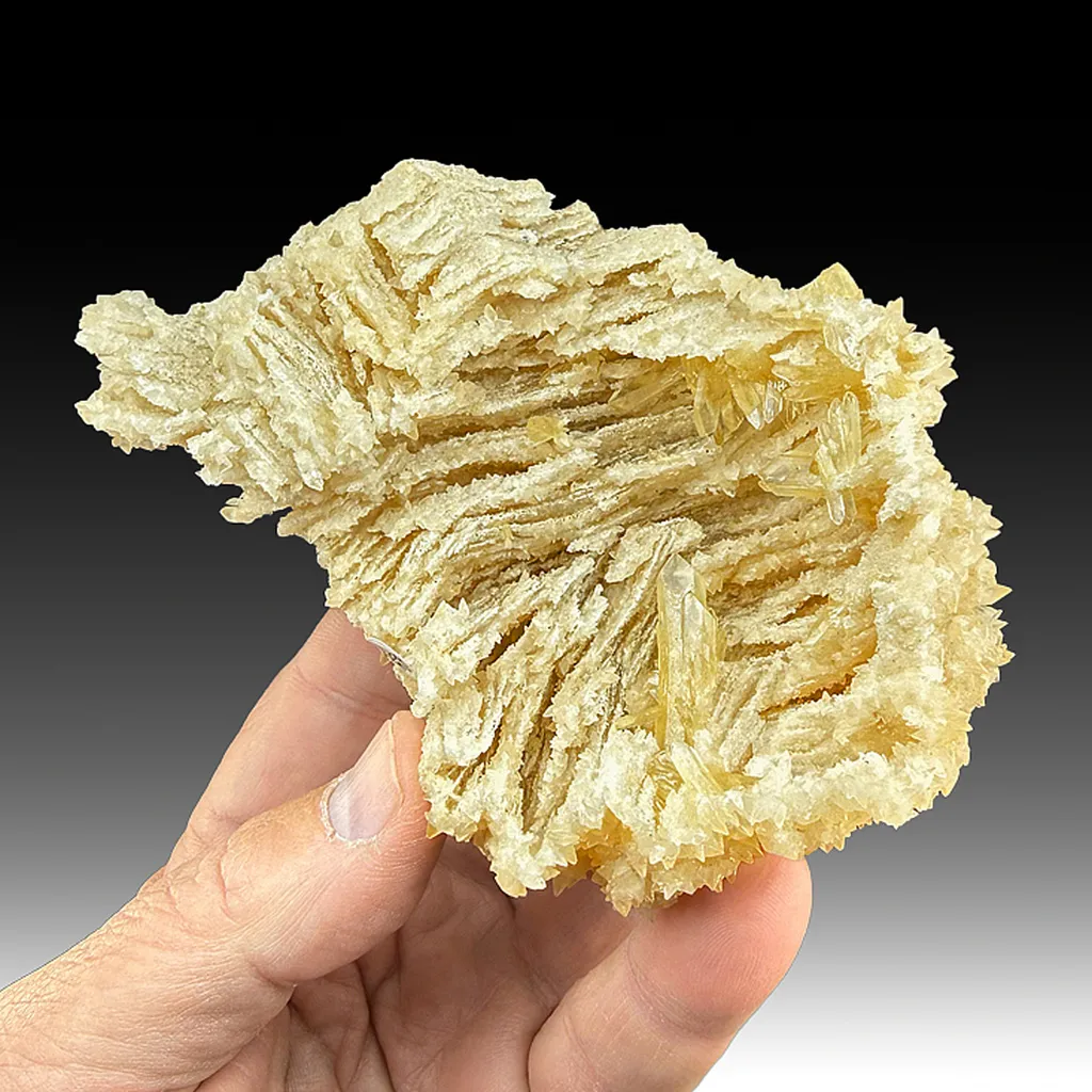 Calcite cast over Barite with Barite image