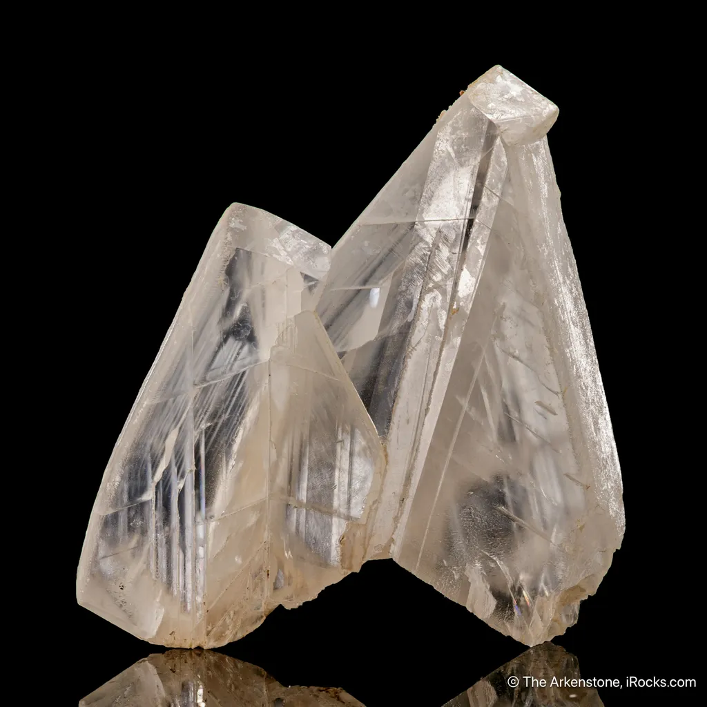 Calcite (Classic, rare Twin) image
