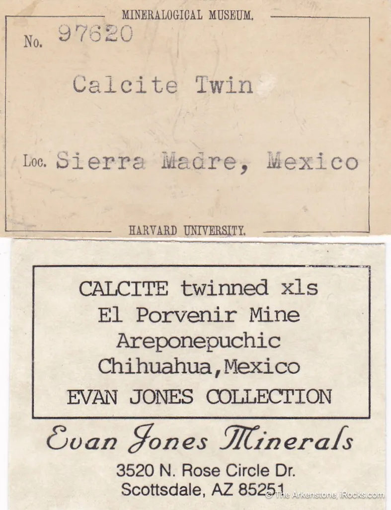 Calcite (Classic, rare Twin) - image 4
