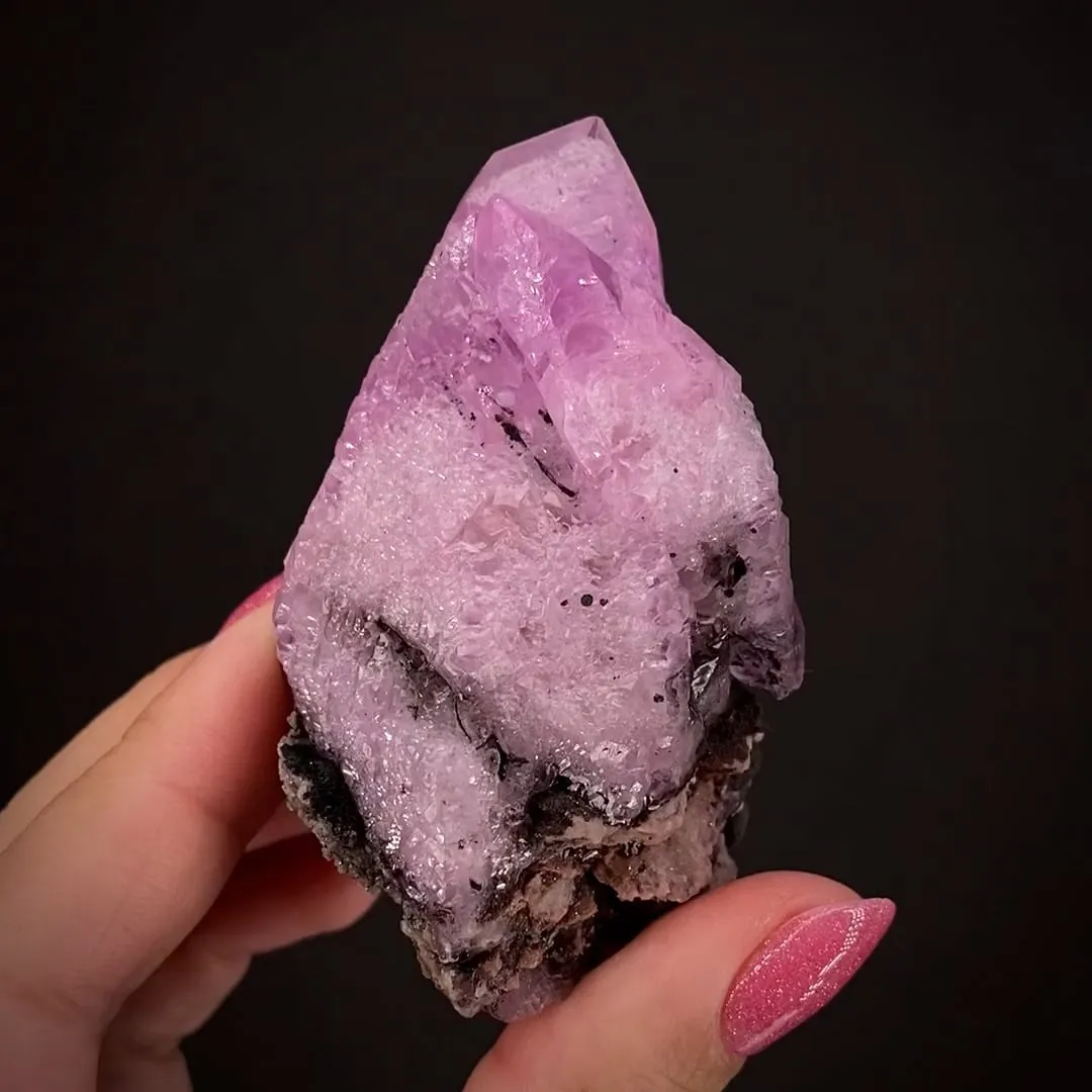 Calcite (Cobalt-bearing) - image 2