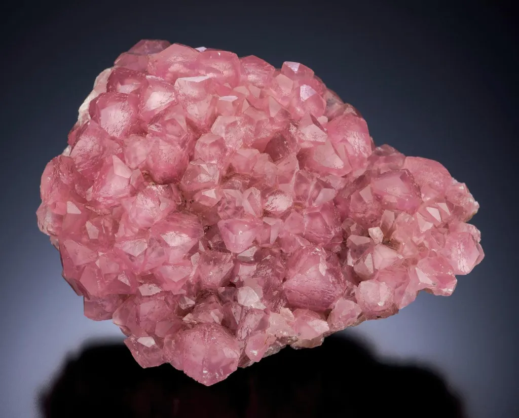 Calcite (Cobalt-rich) image