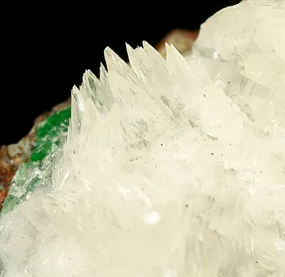 Calcite, Conichalcite - image 2