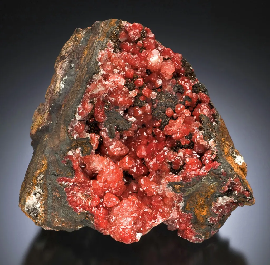 Calcite crystals, Cuprite image