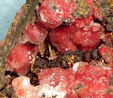 Calcite, Cuprite (Var: Chalcotrichite) - image 2