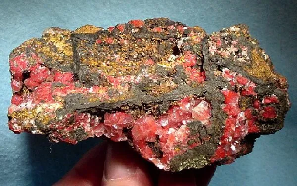 Calcite, Cuprite (Var: Chalcotrichite) image