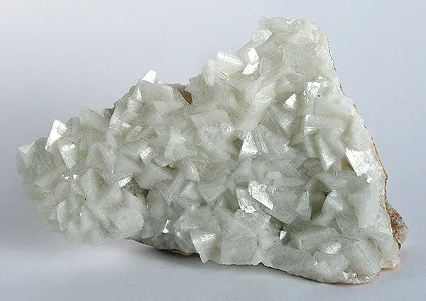 Calcite, Dolomite image