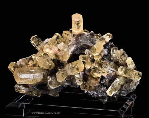 Calcite - Dolomite - Chalcopyrite image