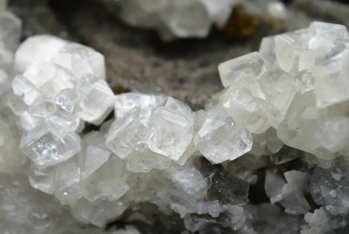 Calcite Dolomite Chalcopyrite - 1128 grams - Moscona, Asturias, Spain - image 1