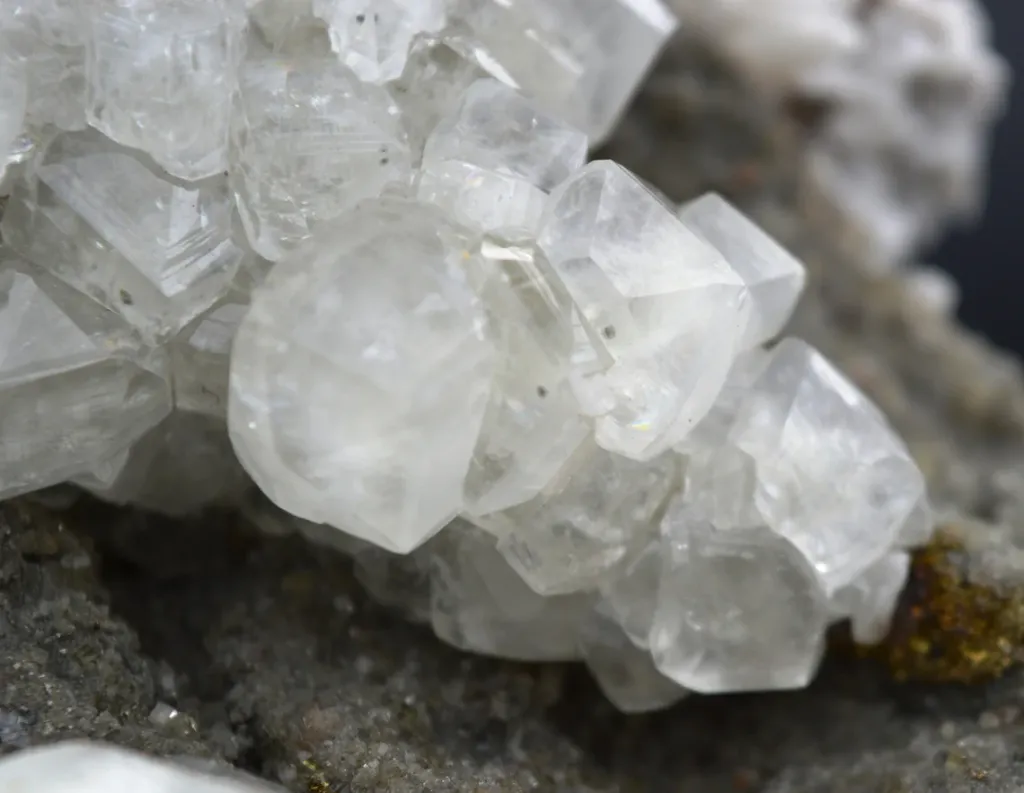 Calcite Dolomite Chalcopyrite - 1128 grams - Moscona, Asturias, Spain - image 3