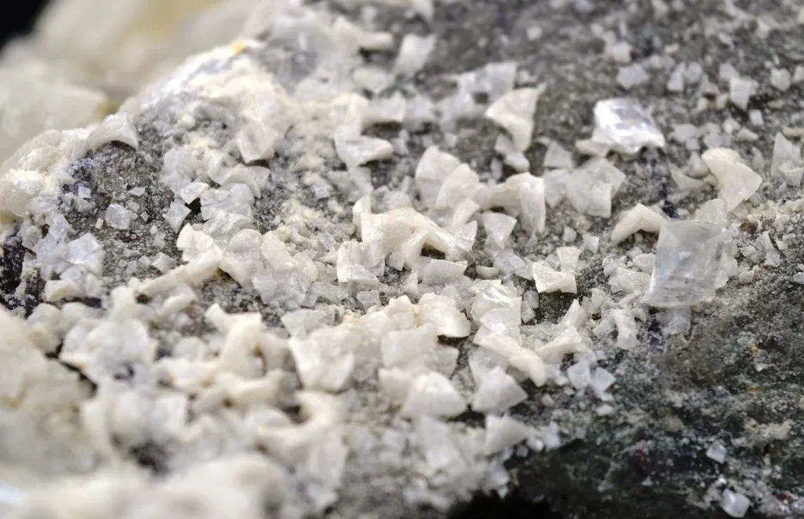 Calcite Dolomite Chalcopyrite - 1128 grams - Moscona, Asturias, Spain - image 4