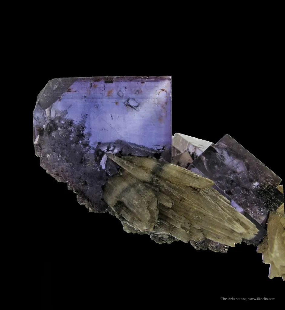 Calcite (Dt, Fluorescent) on Fluorite - image 3