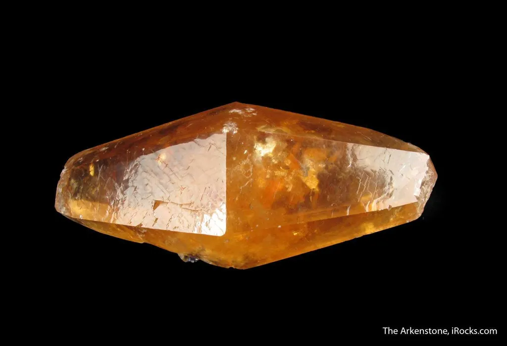 Calcite (DT, twinned) - image 6