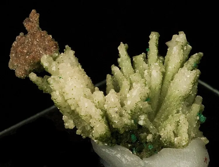 Calcite, Duftite image