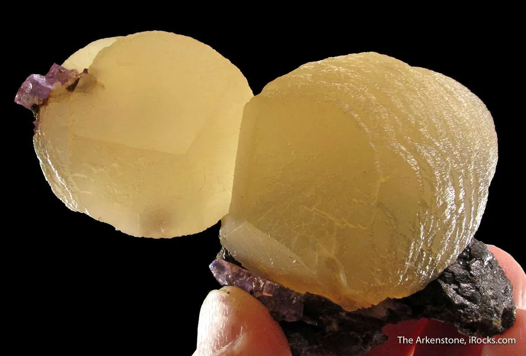 Calcite (fl) with Fluorite and Sphalerite - image 3