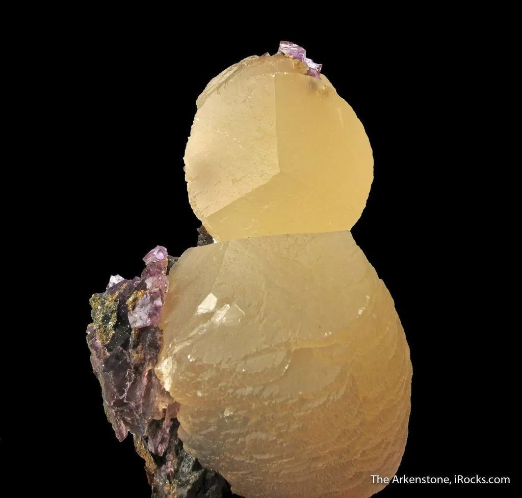 Calcite (fl) with Fluorite and Sphalerite - image 5